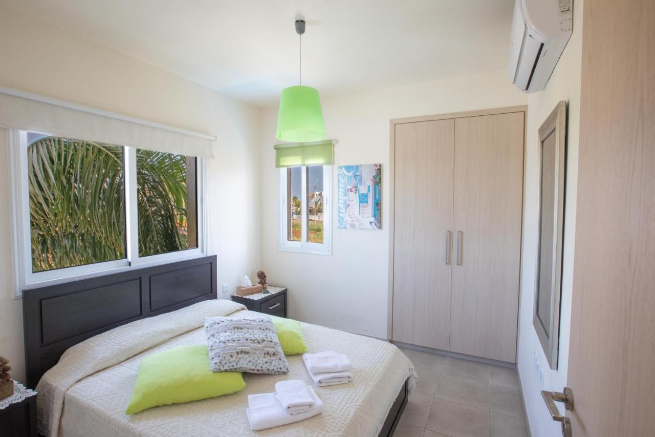 George'S Lux Villa Протарас Экстерьер фото