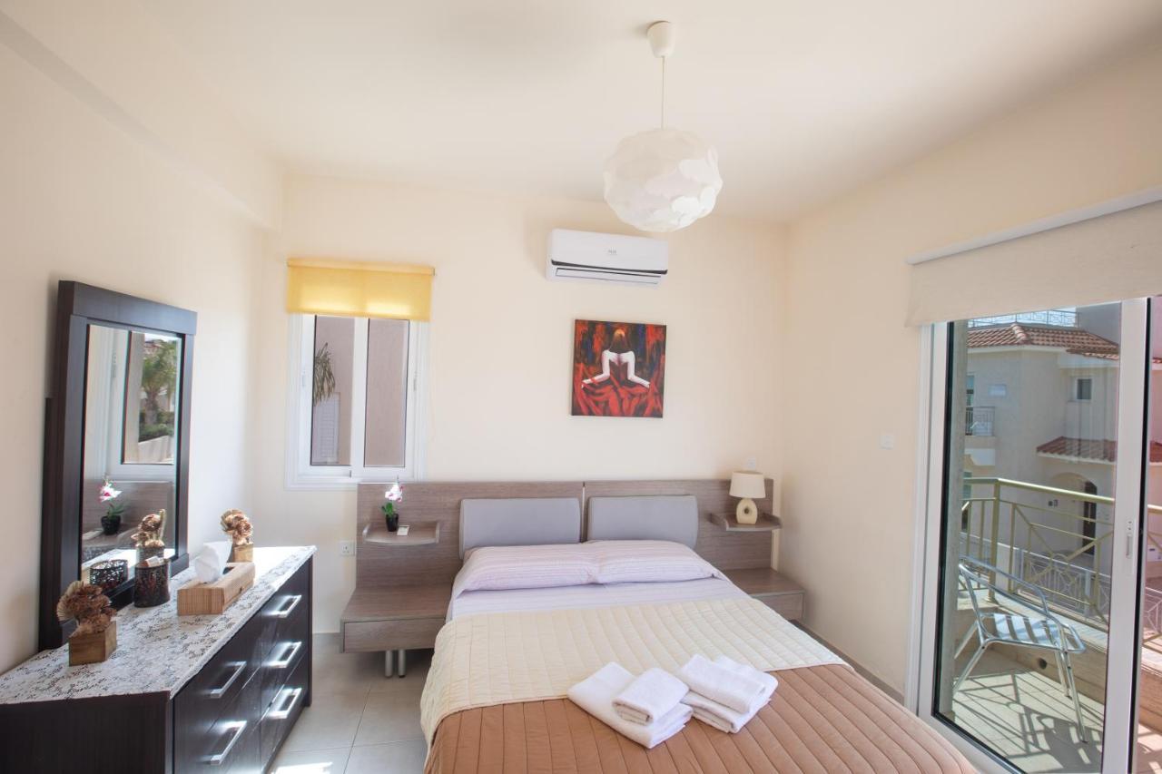 George'S Lux Villa Протарас Экстерьер фото