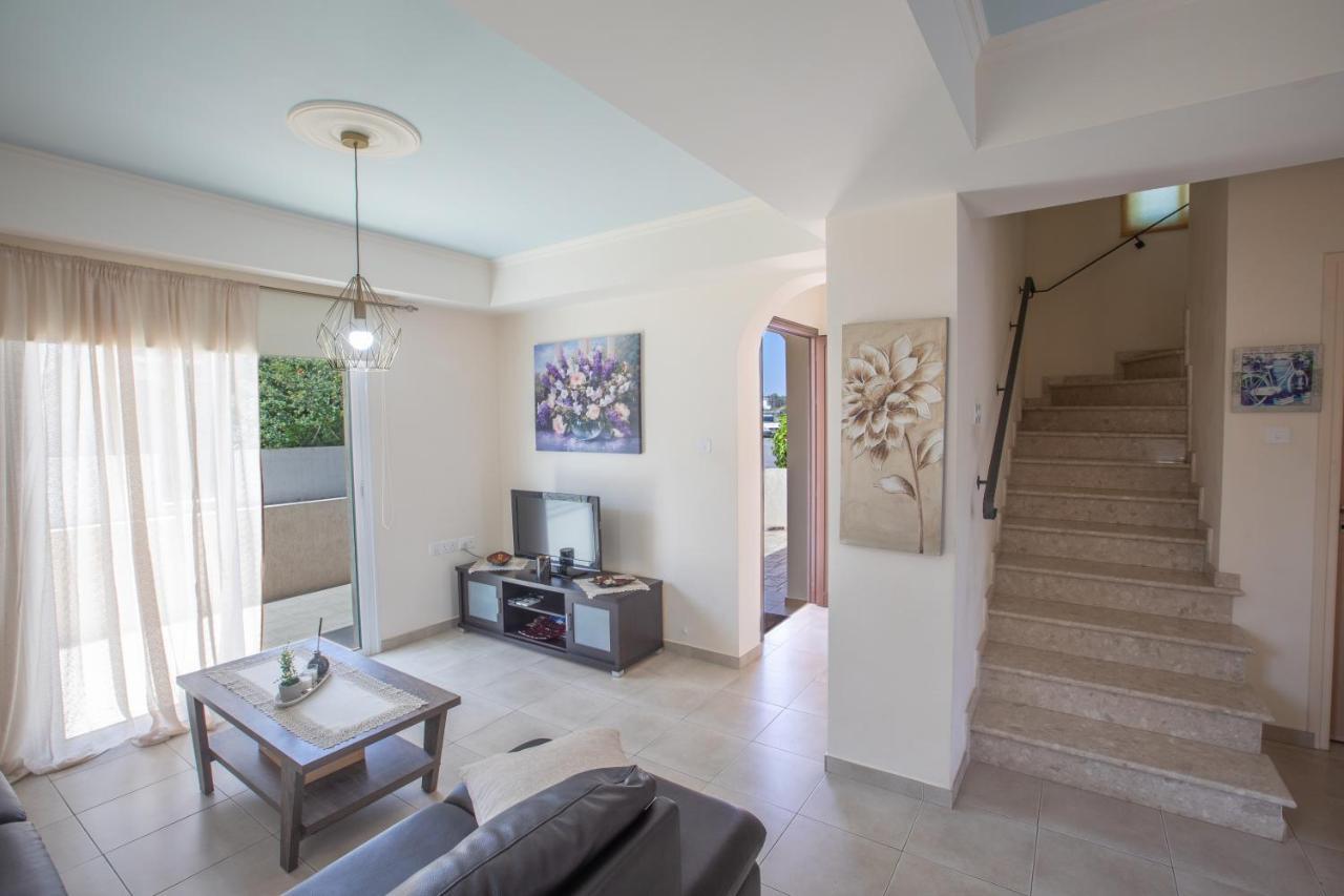 George'S Lux Villa Протарас Экстерьер фото