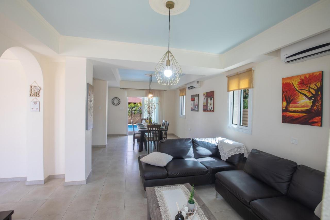 George'S Lux Villa Протарас Экстерьер фото