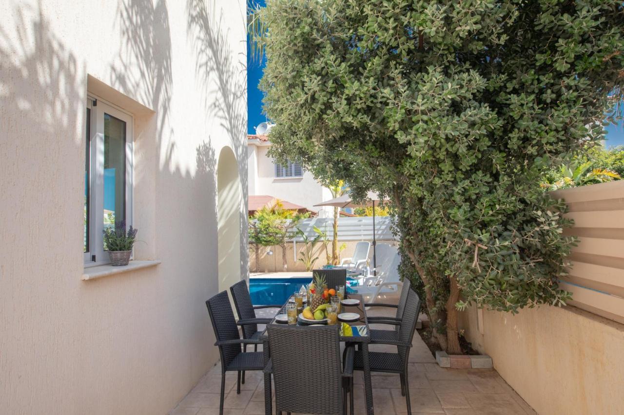 George'S Lux Villa Протарас Экстерьер фото