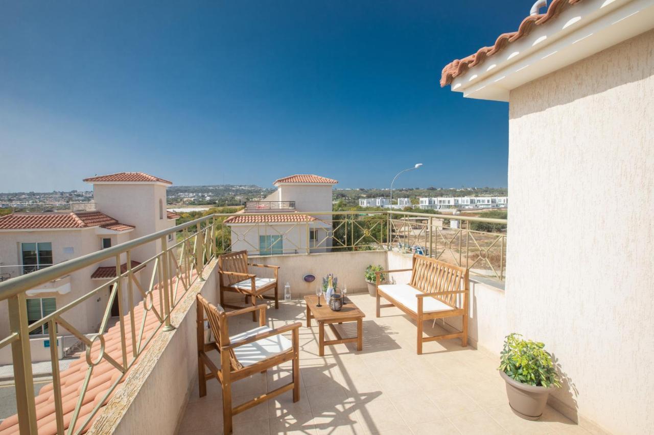 George'S Lux Villa Протарас Экстерьер фото